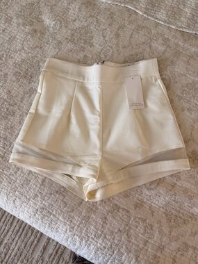 Tobi High-Waist Cream Tailored Shorts